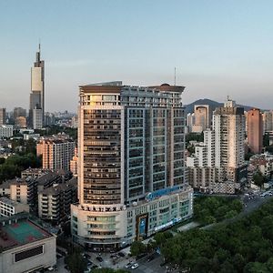 Suning Universal Hotel All-Suites